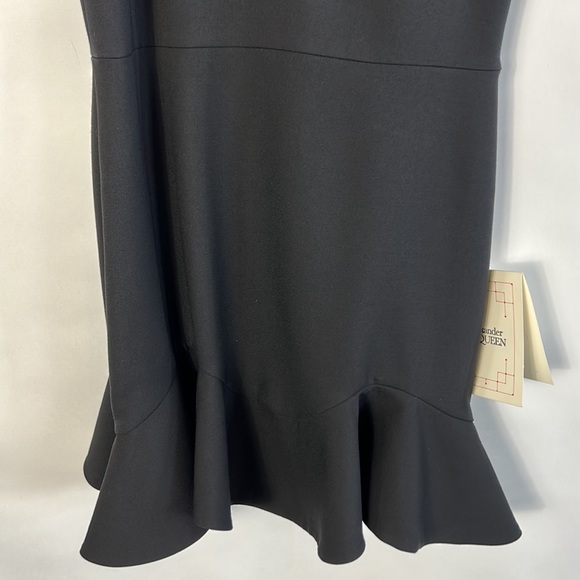 Alexander McQueen little black dress - Picture 7 of 16